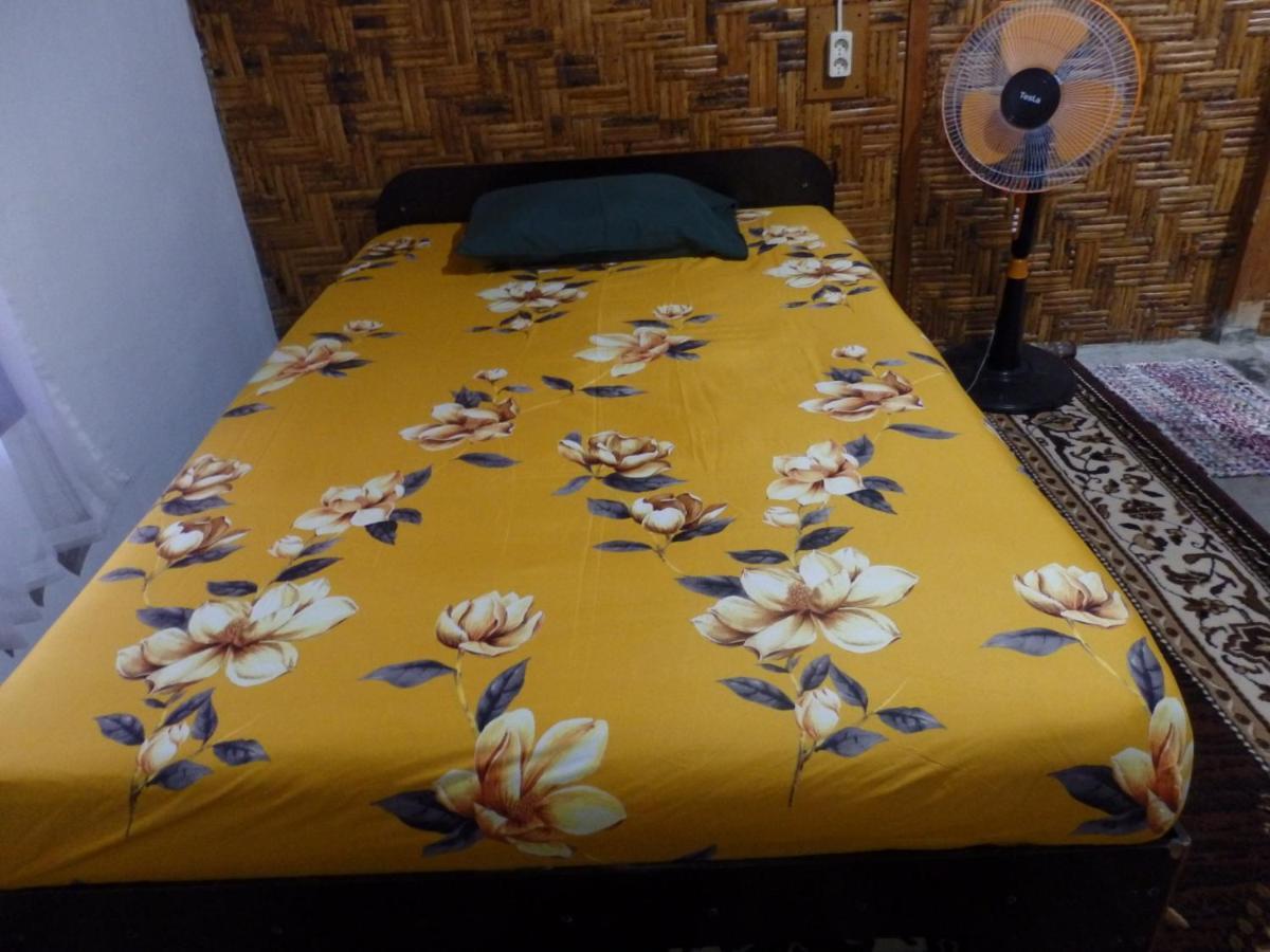 Magpie Homestay & Jungle Trekking Especially For Guest Trekking With Us Bukit Lawang Exterior photo
