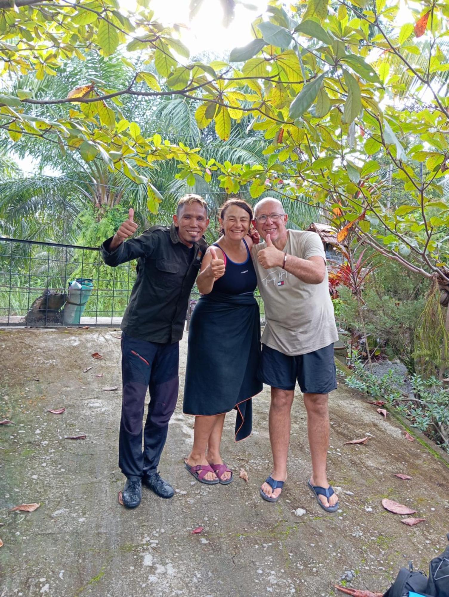 Magpie Homestay & Jungle Trekking Especially For Guest Trekking With Us Bukit Lawang Exterior photo